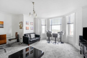 Bournecoast - Upper Ground Floor Flat with Sea Views - FM3441